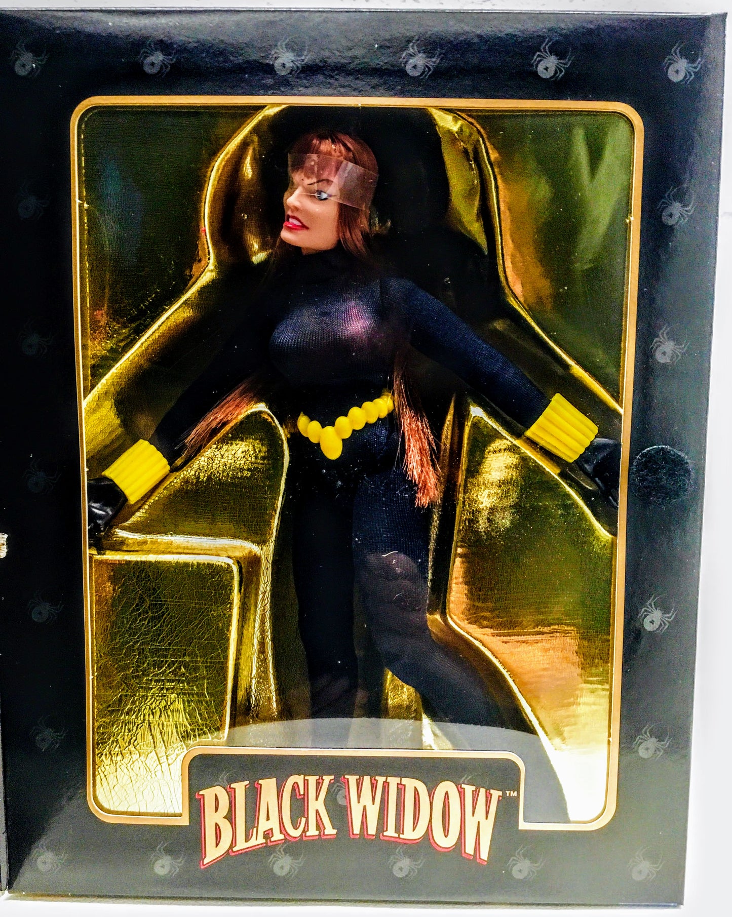 Famous Covers: Black Widow