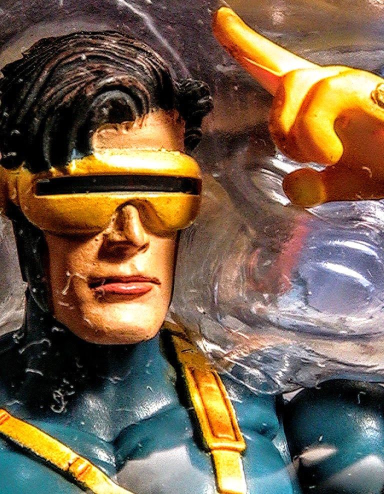 Cyclops with Optic Blast Action