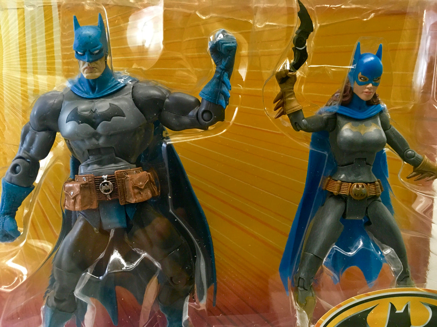 DC SuperHeroes Batman & Batgirl