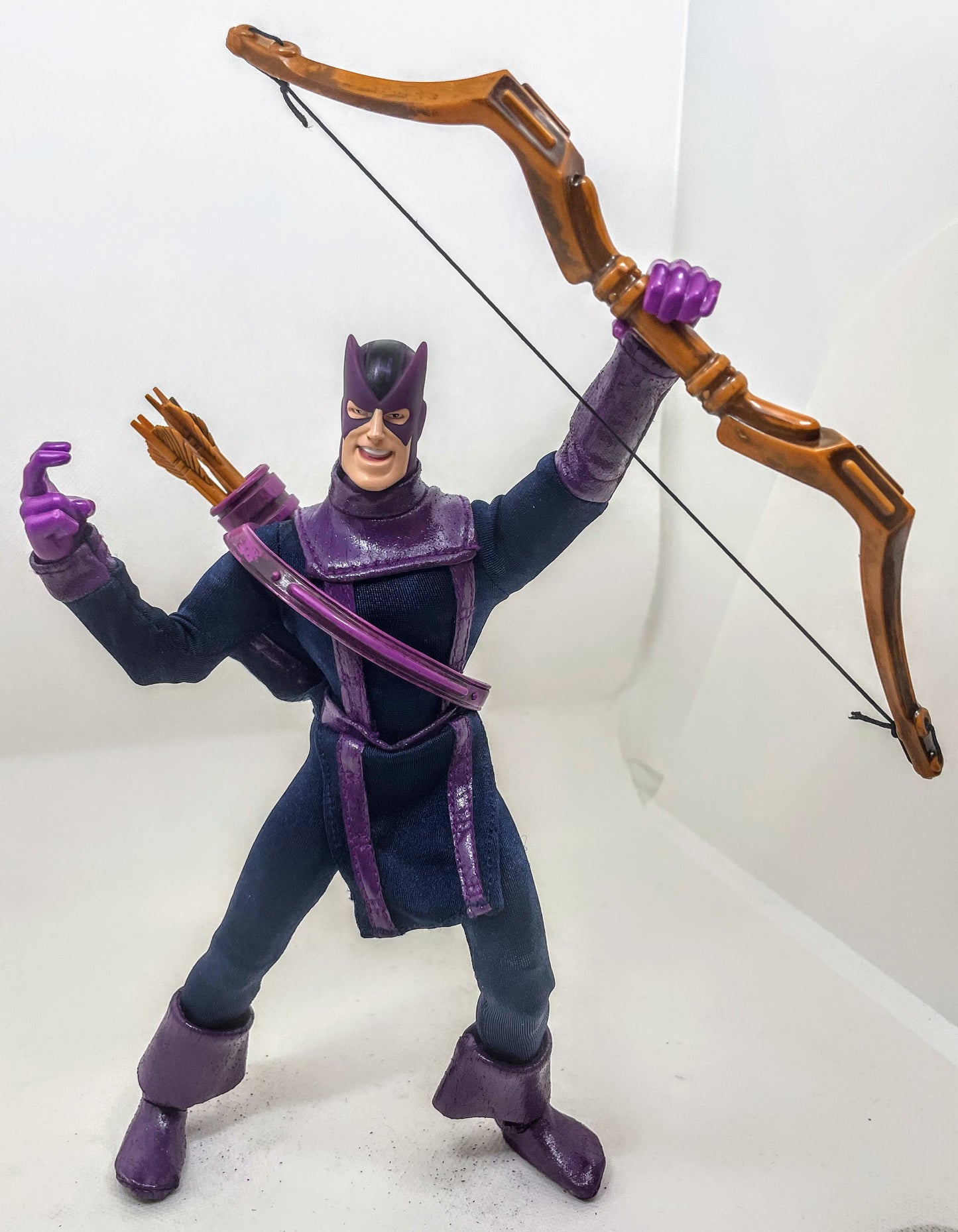 Famous Covers: Hawkeye