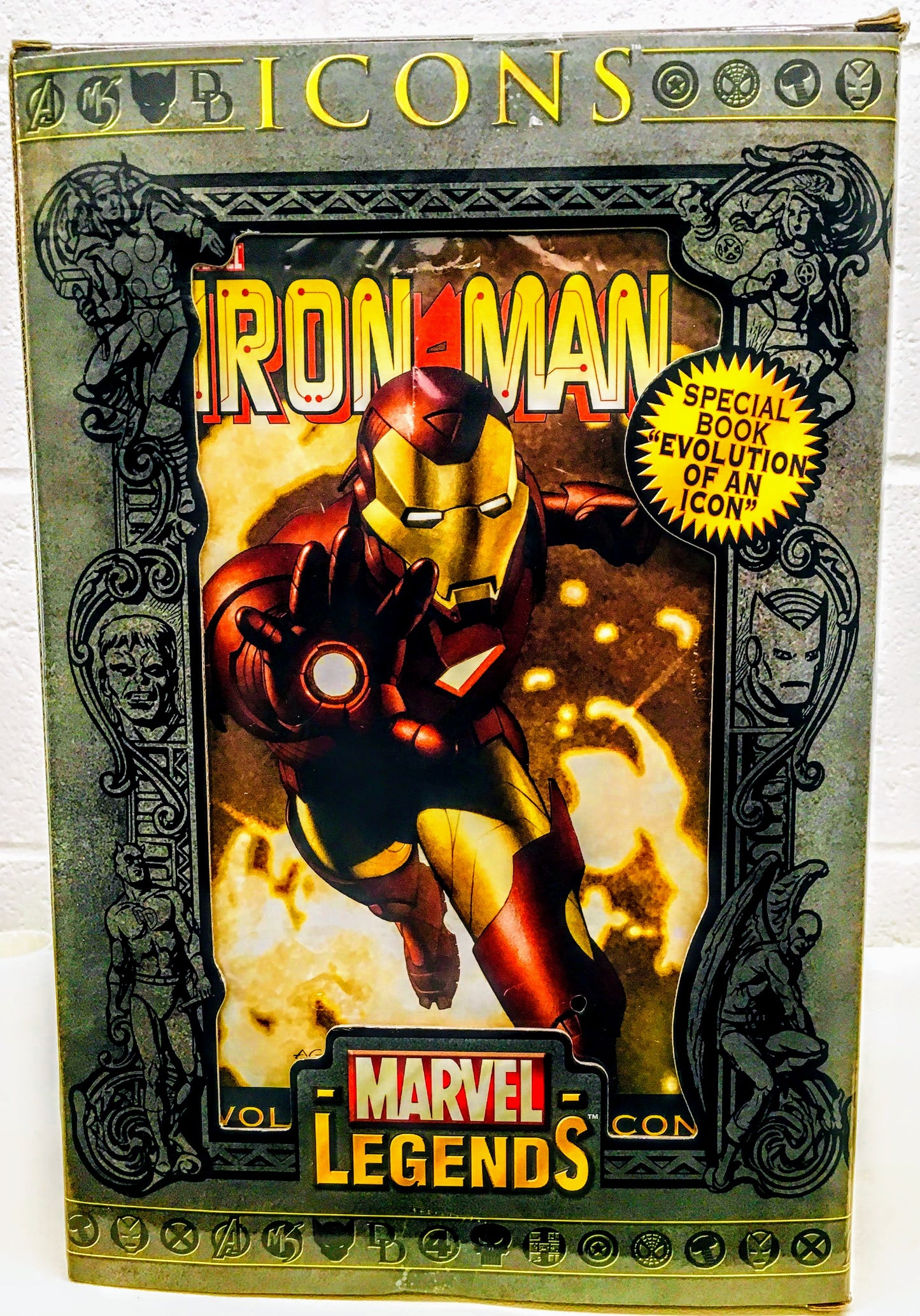 Marvel Legends Icons: Iron Man