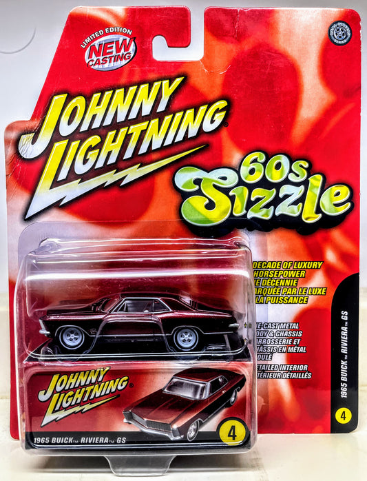 Johnny Lightning 60's Sizzle 1965 Buick Riviera GS White Lightning