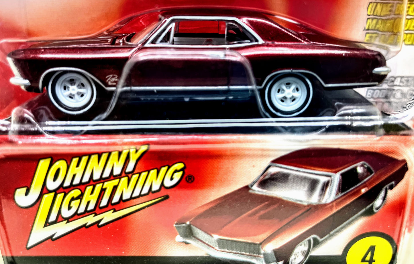 Johnny Lightning 60's Sizzle 1965 Buick Riviera GS White Lightning