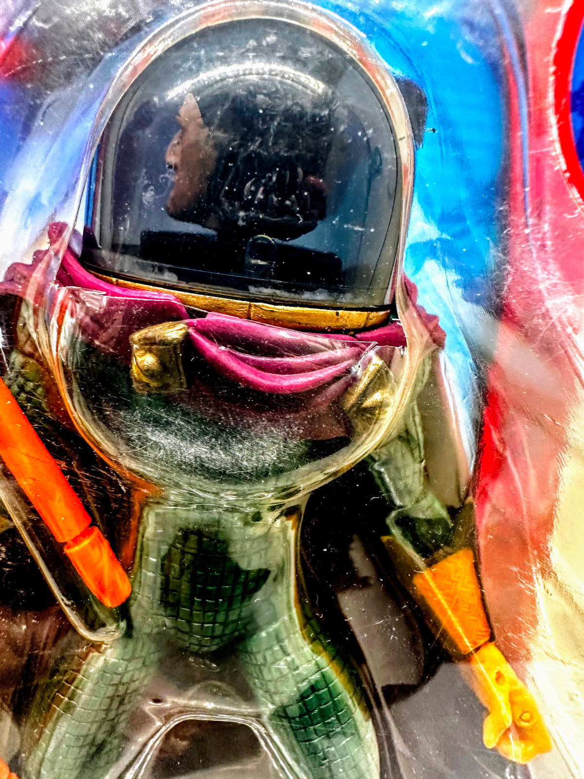 Magic Change Mysterio with Light-Up Helmet